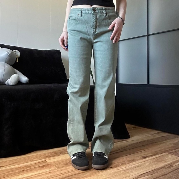 Denver Hayes Olive Green Jean Trousers - Picture 5 of 8